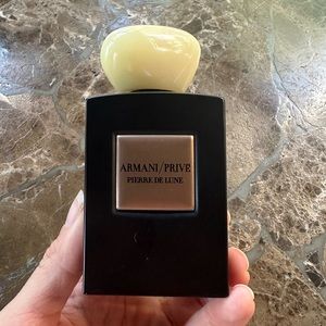 Armani Pierre de Lune Perfume